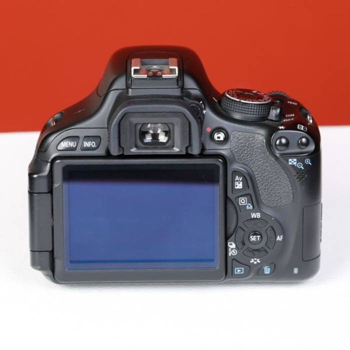 دوربین دست دوم Canon EOS 600D Body (15000 شات)