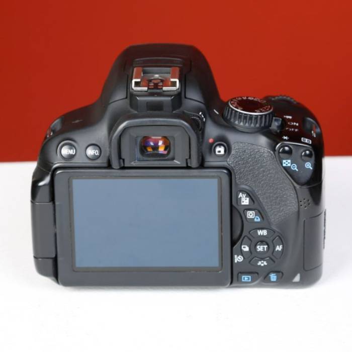 دوربین دست دوم Canon EOS 650D Body (86000 شات)