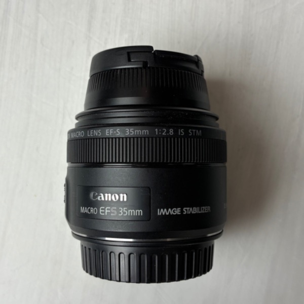 لنز دست دوم کانن Canon EF-S 35mm f/2.8 Macro IS STM(جعبه ندارد)