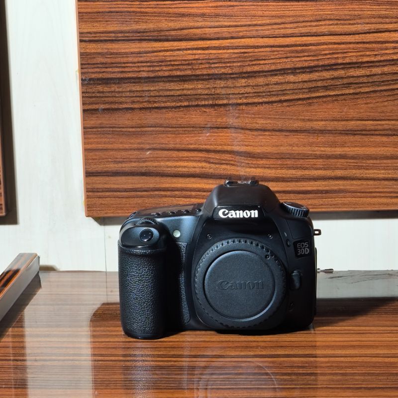 دوربین دست دوم CANON EOS 30D BODY (50000 شات)