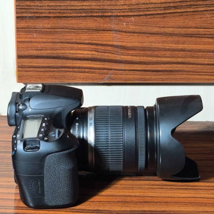 دوربین دست دوم کانن CANON 60D KIT 18-200mm (16000 شات)