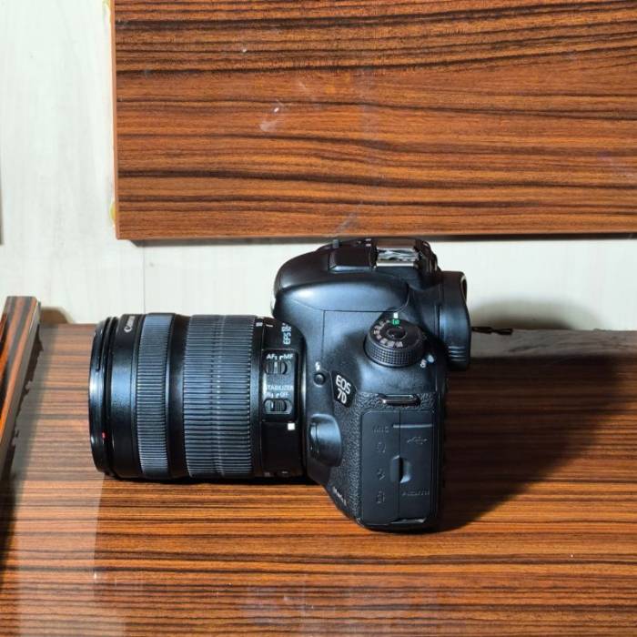 دوربین دست دوم کانن CANON 7D KIT 18-135 (16000 شات)