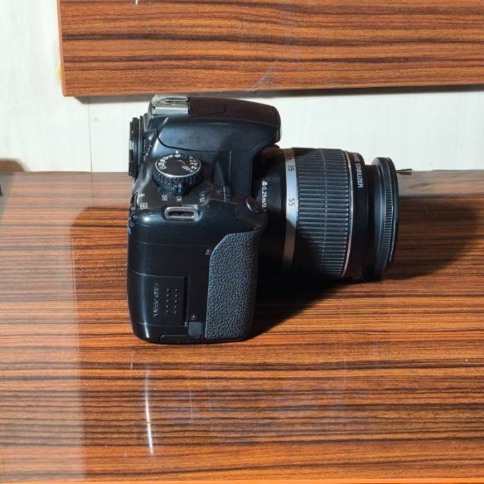 دوربین دست دوم کانن canon EOS-350D 18-55mm II lens (10000 شات)