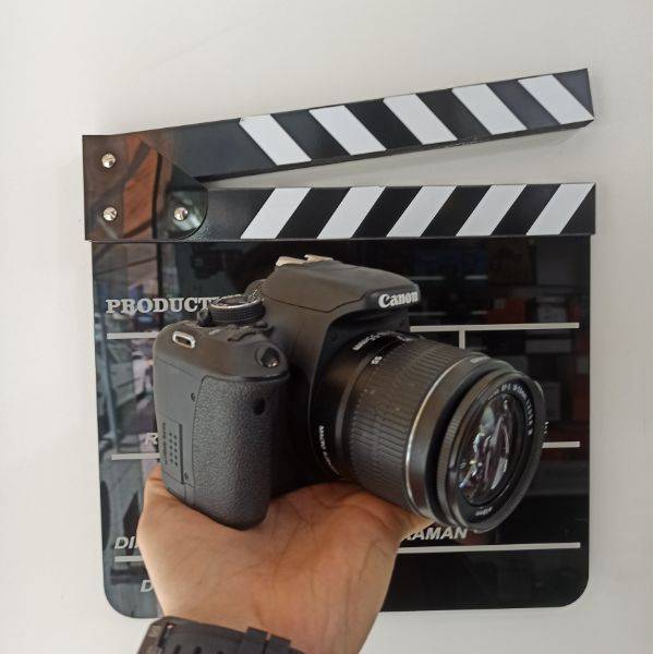 دوربین دست دوم کانن canon 600D kit 18-55 is ii (6000 شات)