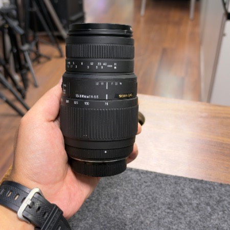لنز دست دوم سیگما Sigma 70-300mm f/4-5.6 DG Macro Lens for Nikon F (جعبه ندارد)