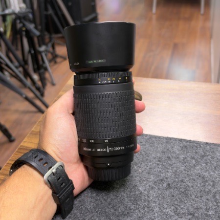 لنز دست دوم نیکون Nikon AF Zoom-NIKKOR 70-300mm f/4-5.6G (جعبه ندارد)