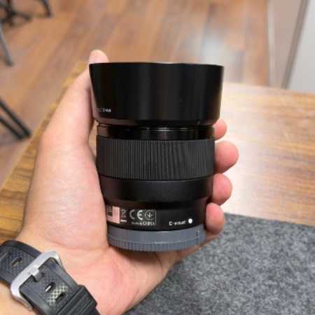 لنز دست دوم سونی Sony FE 50mm f/1.8 Lens (جعبه دارد)