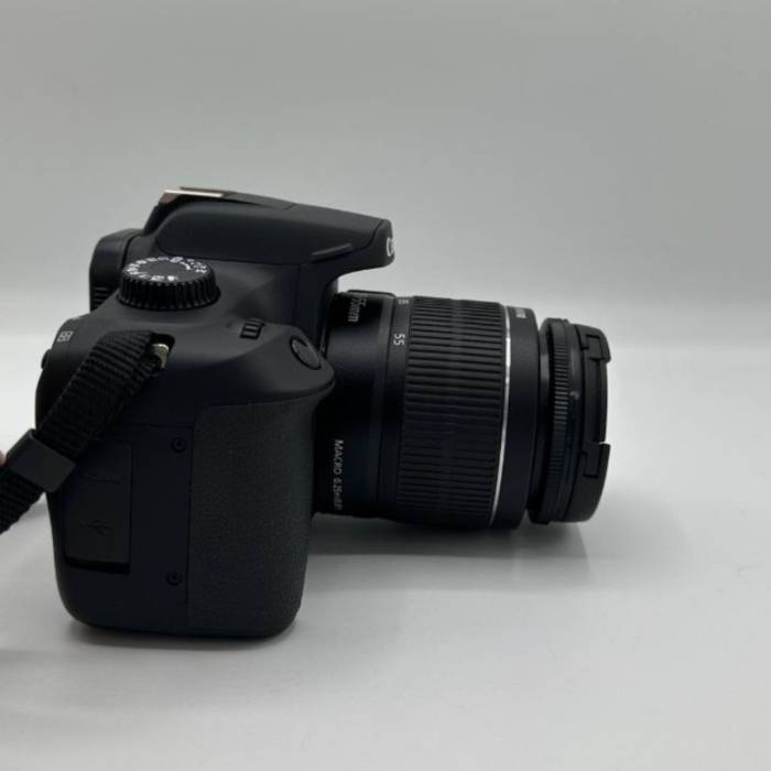 دوربین دست دوم کانن Canon EOS 4000D Kit EF-S 18-55mm III (3000 شات)