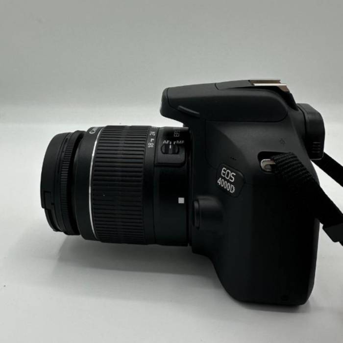 دوربین دست دوم کانن Canon EOS 4000D Kit EF-S 18-55mm III (3000 شات)