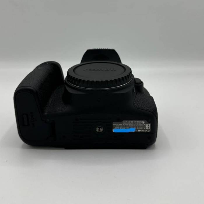 دوربین عکاسی دست دوم کانن Canon EOS 800D Body (20000 شات)