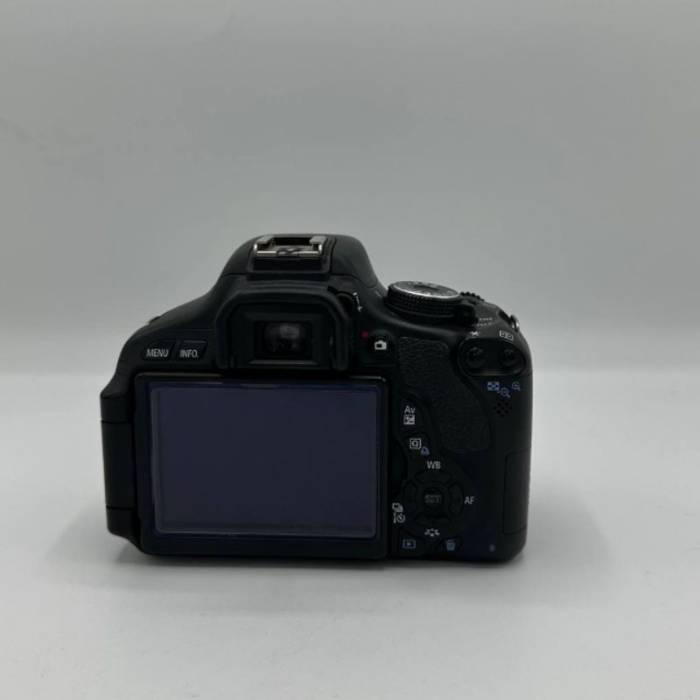 دوربین دست دوم دوربین کانن Canon EOS 600D Body(20000 شات)