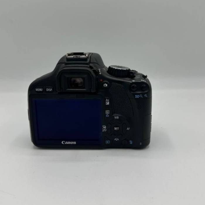 دوربین دست دوم کانن Canon EOS 250D Kit EF-S 55-250 mm f/4-5.6 IS STM (5000 شات)