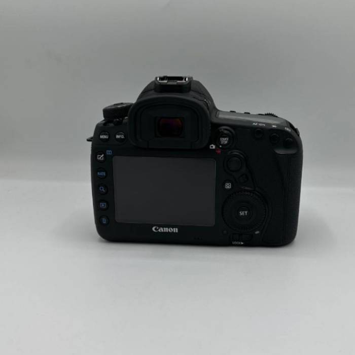 دوربین دست دوم کانن Canon EOS 5D Mark IV Body (5000 شات)