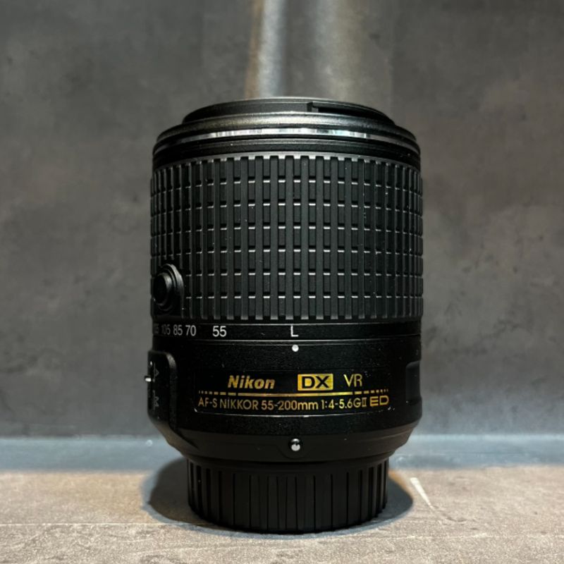 لنز دست دوم نیکون Nikon AF-S DX NIKKOR 55-200mm f/4-5.6G ED VR II(جعبه دارد)
