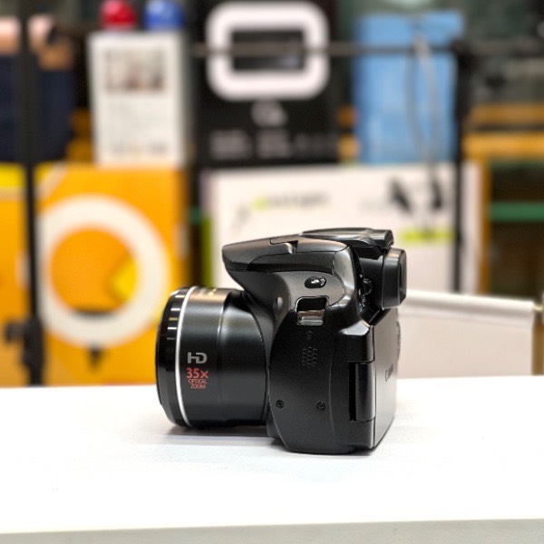 دوربین دست دوم کانن Canon power shot sx30is(11000 شات)