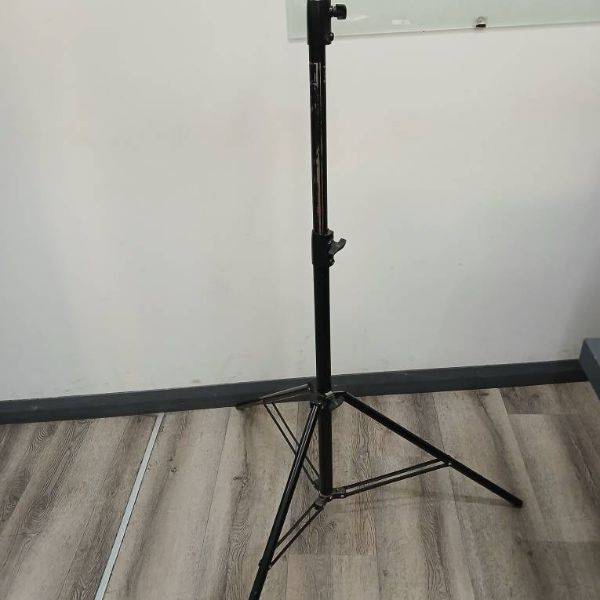 سه پایه نور 803 دست دوم 803 Light stand (جعبه ندارد)