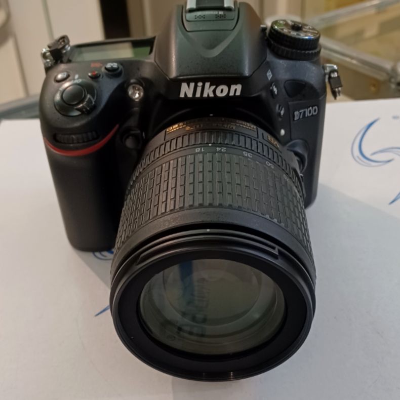 دوربین عکاسی دست دوم نیکون Nikon D7100-18-105mm (2893 شات)