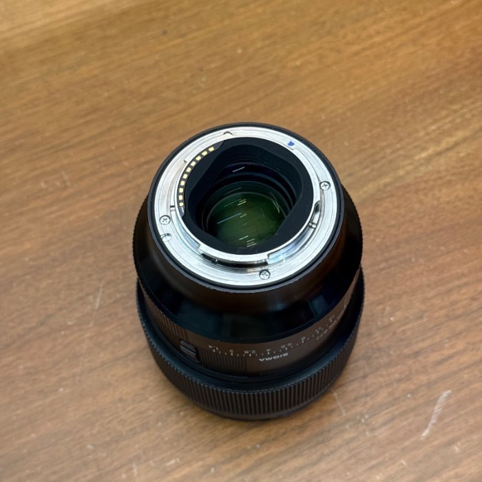 لنز دست دوم سیگما Sigma 85mm f/1.4 DG DN Art for Sony (جعبه دارد)