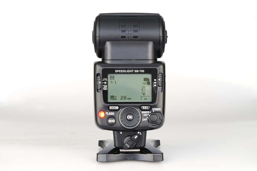 Speedlight SB-700