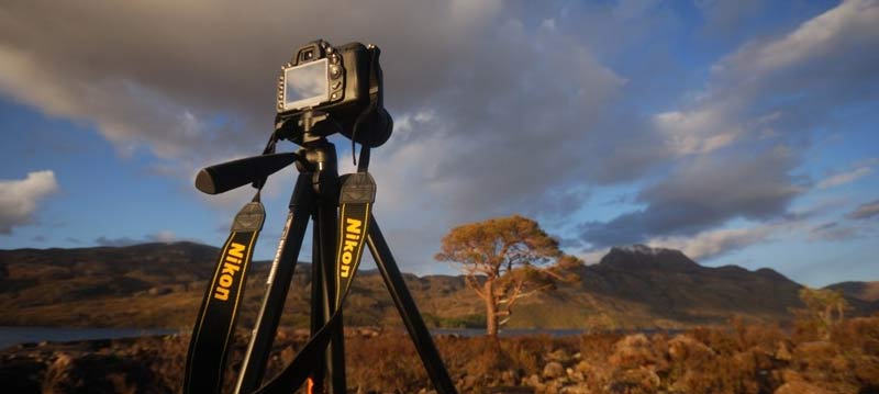 سه پایه دوربین عکاسی