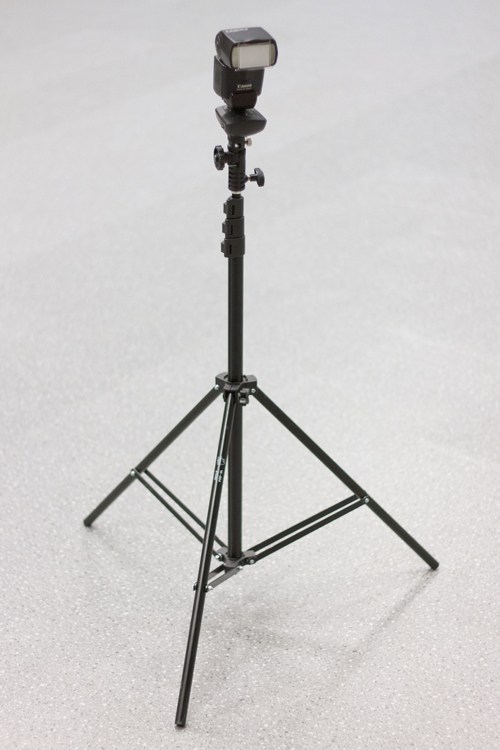 سه پایه نگه داری فلاش های اکسترنال