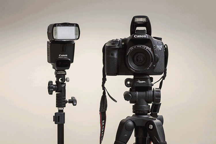 همزمانی بین فلاش و دوربین