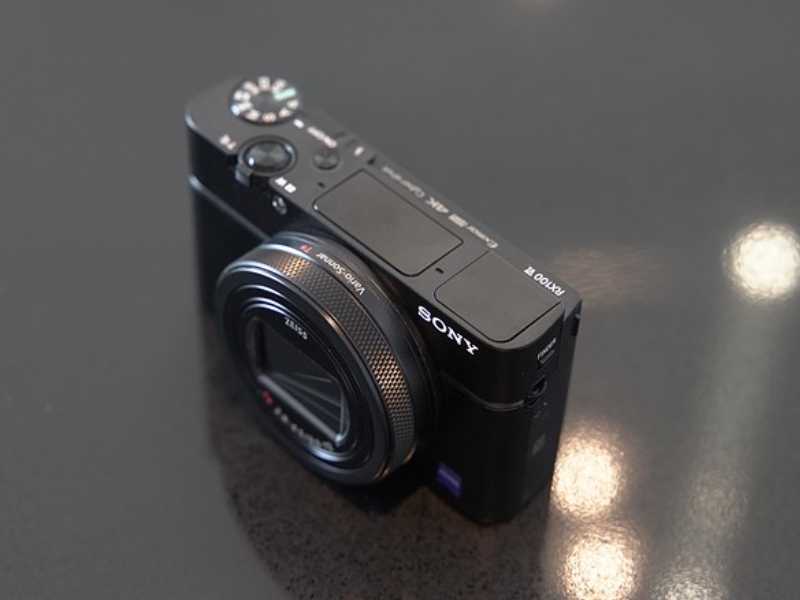 دوربین سونی Cyber-shot RX100 VI