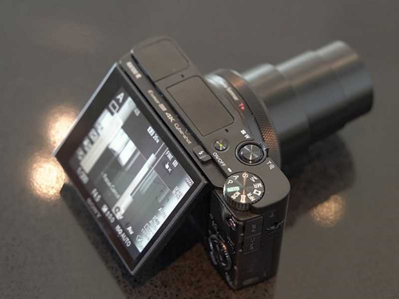 دوربین سونی Cyber-shot RX100 VI