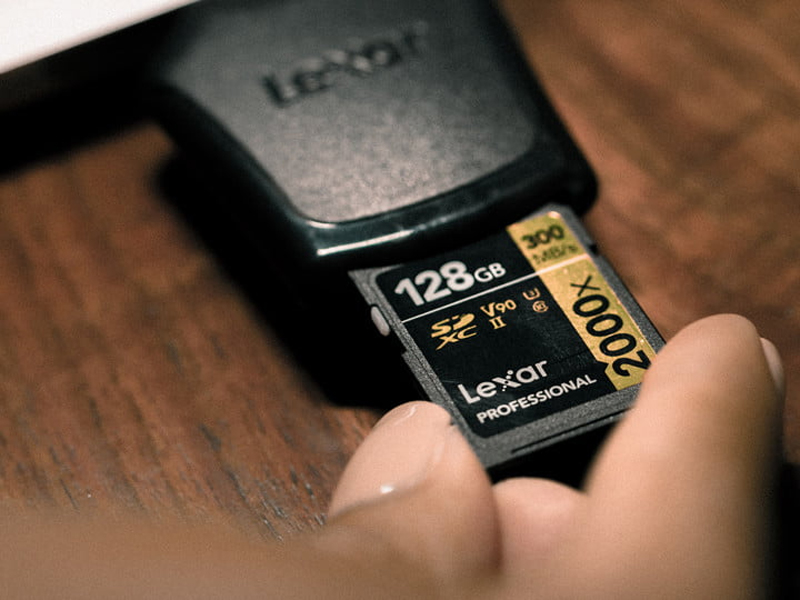 مرلقبت از کارت حافظه دوربین