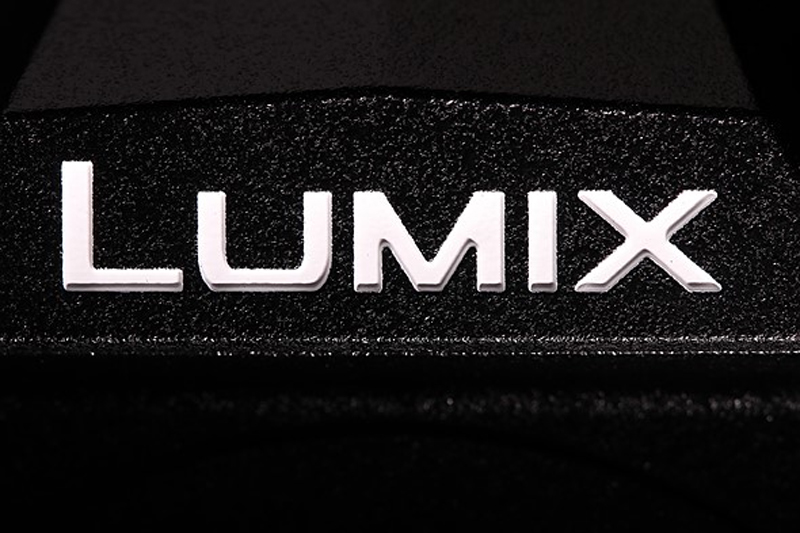 دوربین بدون آینه پاناسونیک