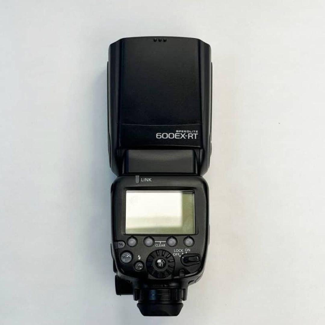 فلاش کانن Speedlite 600EX-RT دست دوم بسیار سالم ؛ امکان خرید به صورت حضوری و آنلاین و دو روز مهلت تست ، بررسی شده توسط کارشناس نورنگار
