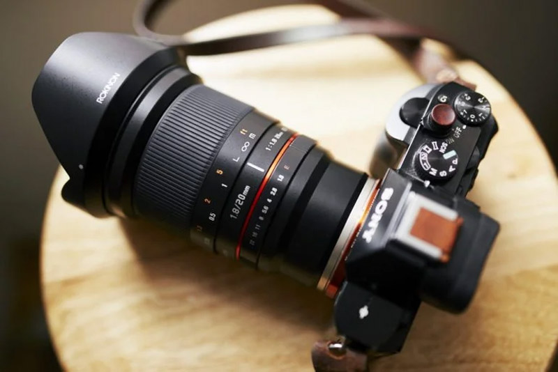 دوربین بدون آینه