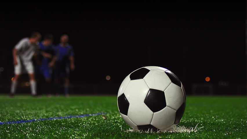 عکاسی از سالن ورزش در شب