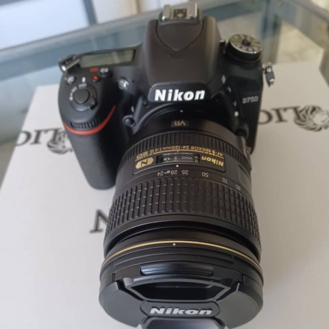 دوربین عکاسی نیکون دست دوم Nikon D750 Kit 24-120mm f/4 G VR(شات 3456)