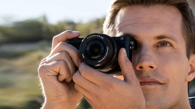 دوربین عکاسی نیمه حرفه ای سونی alpha