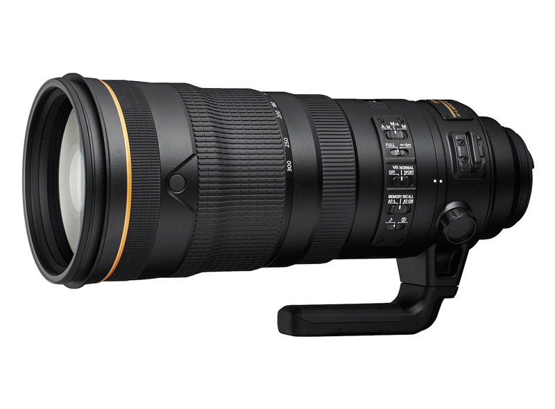 لنز جدید نیکون