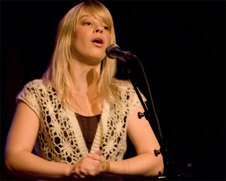 عکاسی در شب بدون فلاش