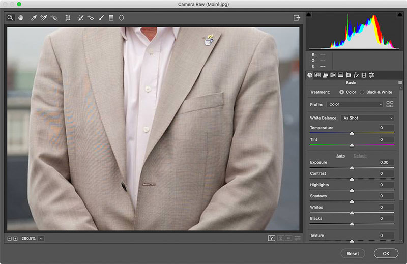 برطرف کردن مویر در عکاسی