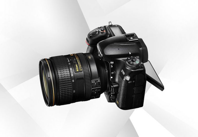 نیکون D780