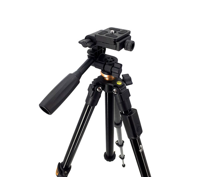 سه پایه Beike Q161A Tripod