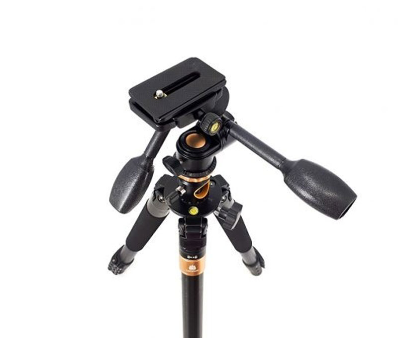 سه پایه Beike q720 Tripod