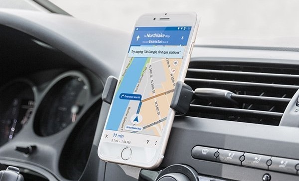 پایه نگهدارنده موبایل برای امنیت در خودرو