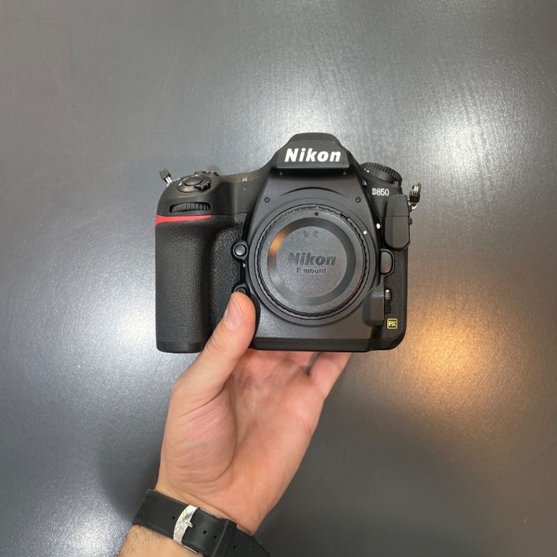 دوربین عکاسی نیکون دست دوم Nikon D850 body(شات 12000)