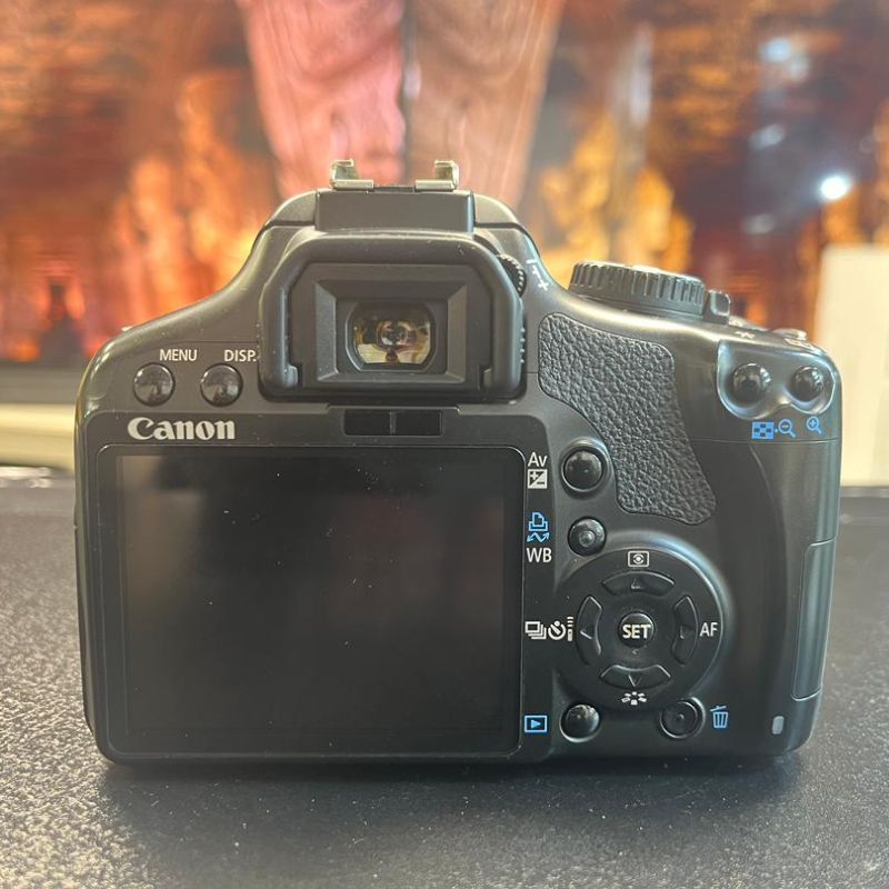 دوربین عکاسی کانن دست دوم CANON EOS 450D Kit EF-S 18-55mm F/3.5-5.6 IS iii( 15000 شات)