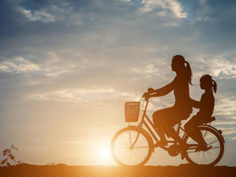 ژست عکاسی در حالت دوچرخهسواری