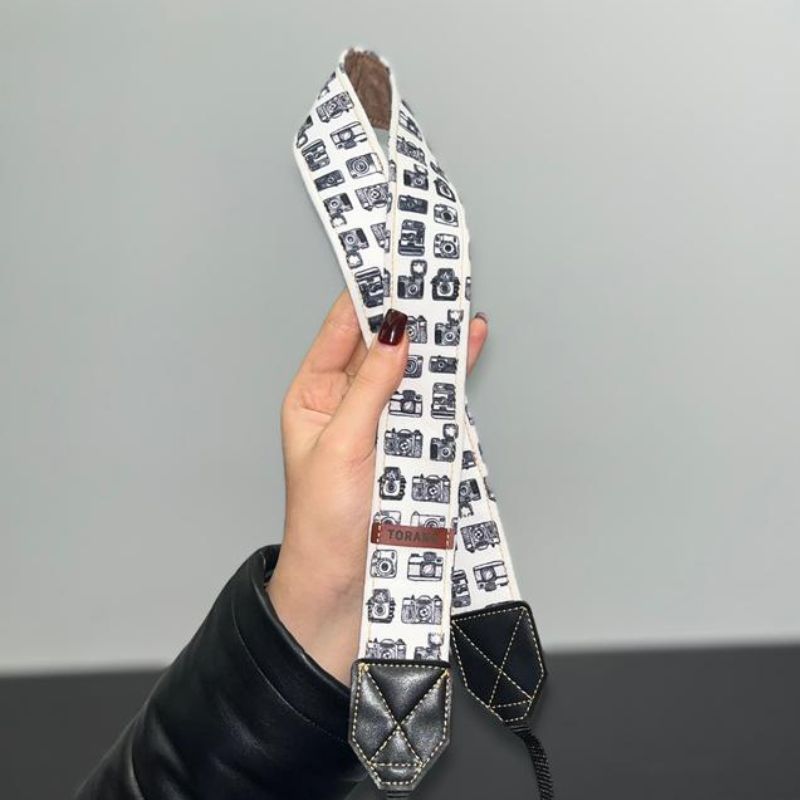 ضمانت سلامت کالا + تحویل سریع | مشخصات + بهترین قیمت برای خرید بند دوربين مدل 06 Neck strap ⭐ مشاوره تخصصی 0217356