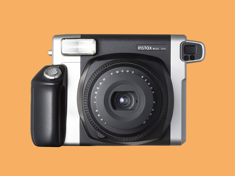 Fujifilm Instax Wide 300؛ دوربینی برای چاپهای بسیار عریض