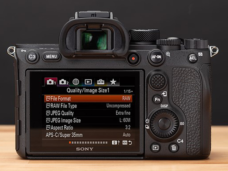 دوربین sony a7R IV: نقد و بررسی کامل + تصاویر