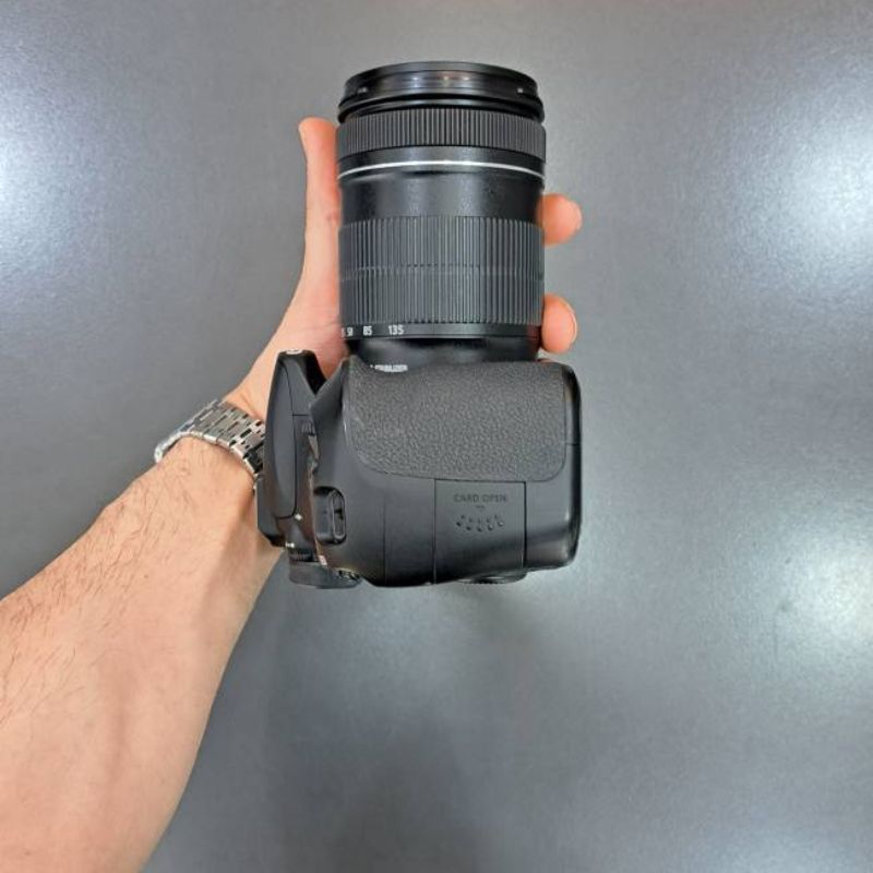 دوربین عکاسی کانن Canon EOS 60D Kit 18-135mm f/3.5-5.6 IS