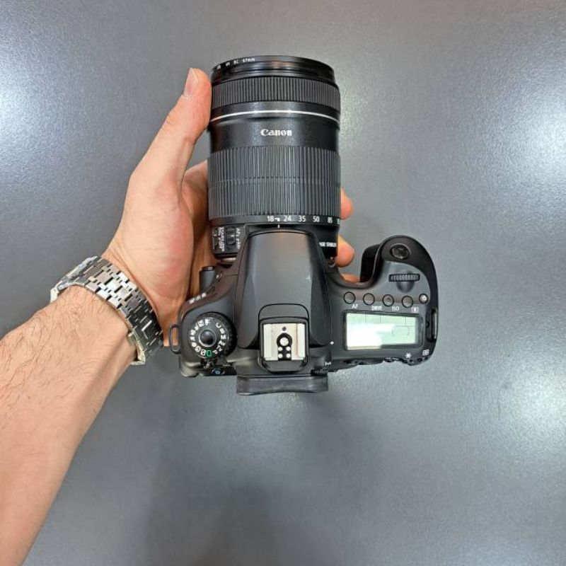 دوربین عکاسی کانن Canon EOS 60D Kit 18-135mm f/3.5-5.6 IS